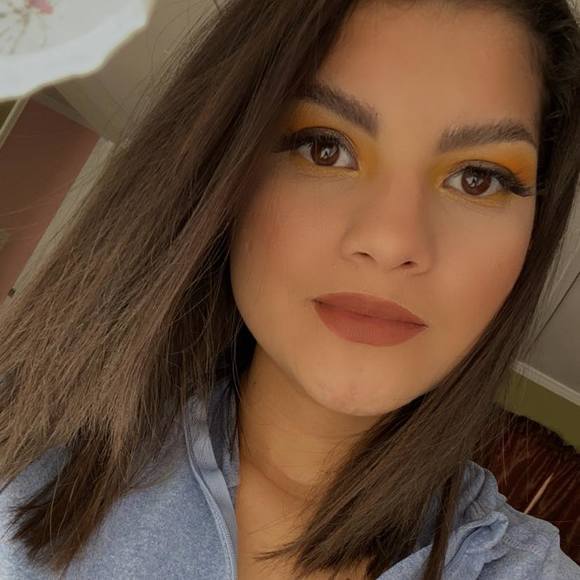 Meet your Posher, Lucy - Picture 1 of 1